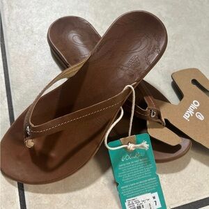 OluKai Honu Women's Beach Sandal premium leather 
Sea Turtle sz 7 (37)-NEW